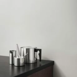 Stelton Arne Jacobsen Cylinda Line Teapot